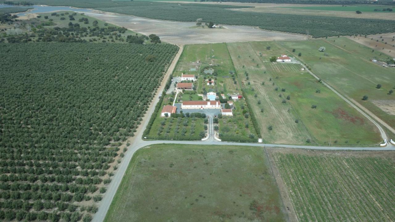Monte Chalaça - Turismo Rural Ferreira Do Alentejo Extérieur photo