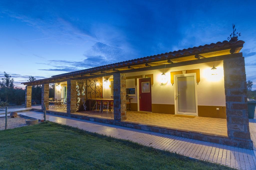 Monte Chalaça - Turismo Rural Ferreira Do Alentejo Extérieur photo